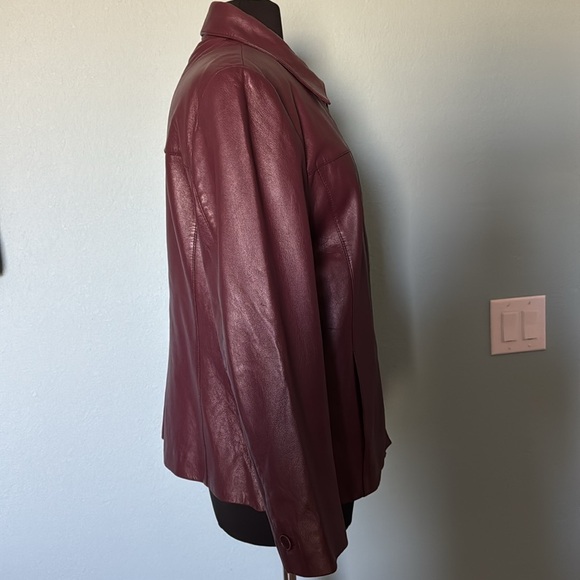 Austin Reed leather jacket - Picture 3 of 5